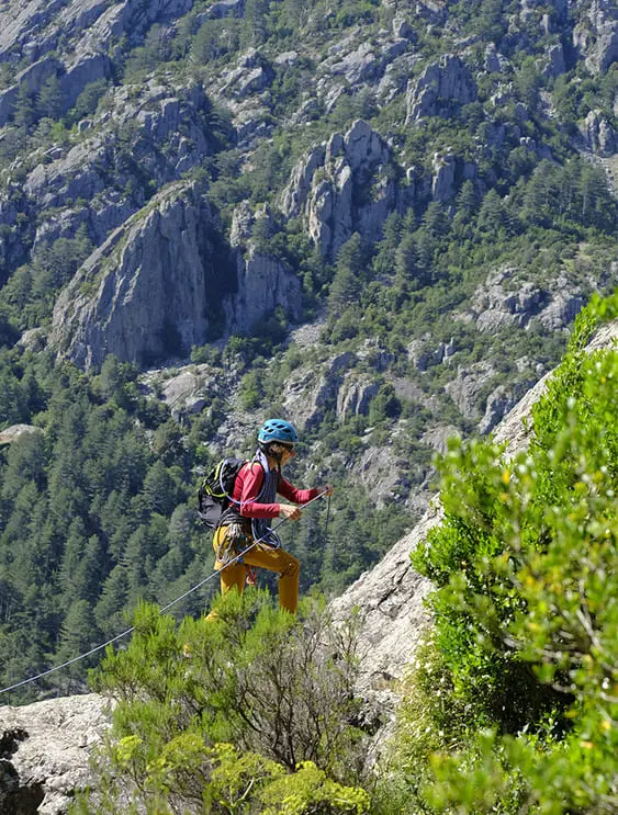 via cordata vallee restonica guide sur dos elephant corse verticale